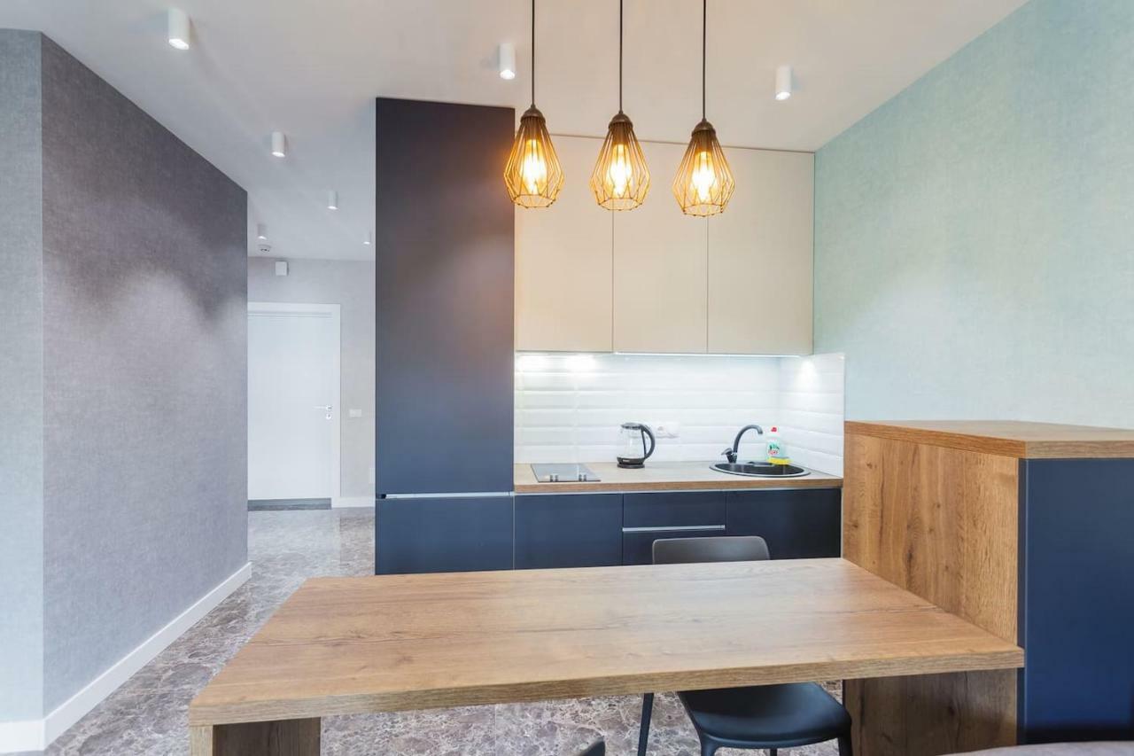 Красивая Квартира В Парке Kiev Extérieur photo