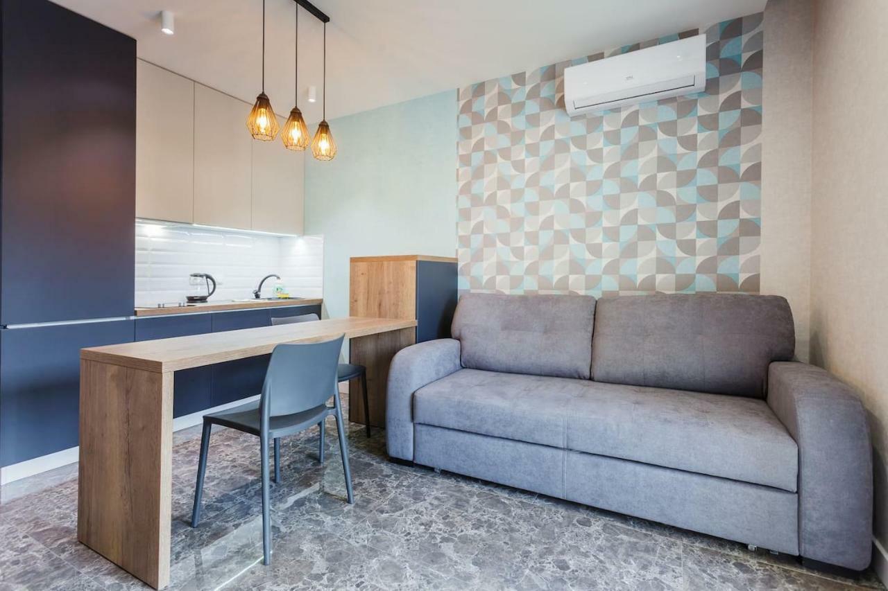 Красивая Квартира В Парке Kiev Extérieur photo