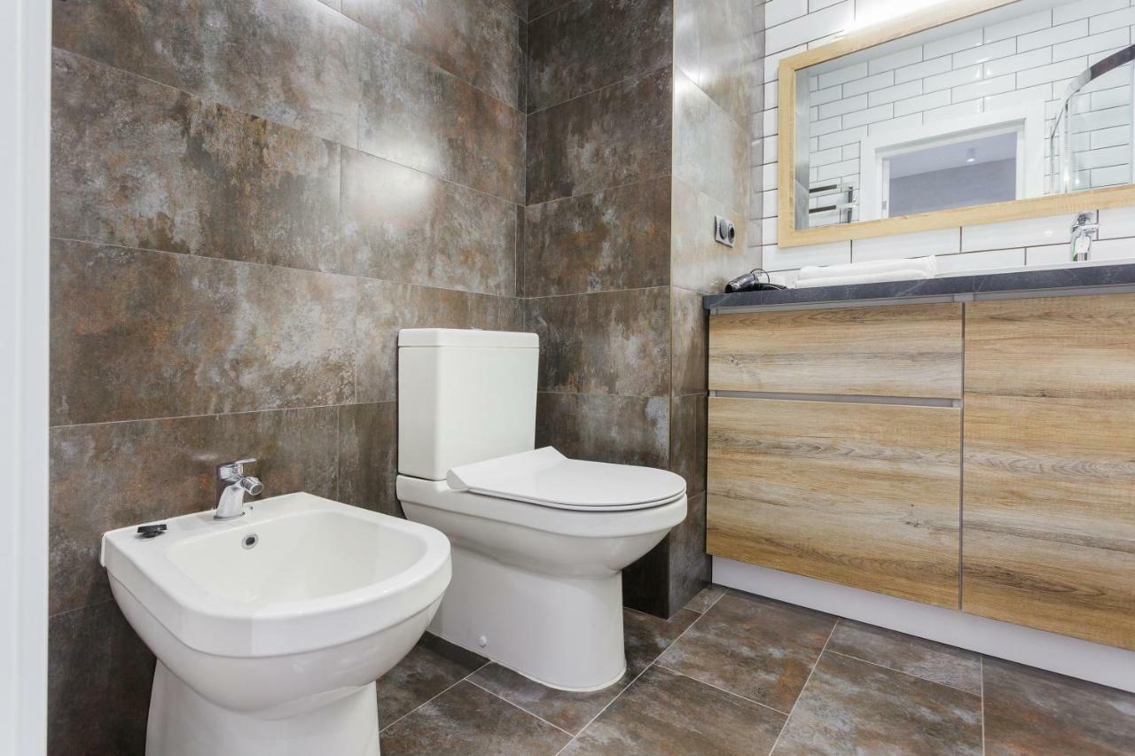 Красивая Квартира В Парке Kiev Extérieur photo